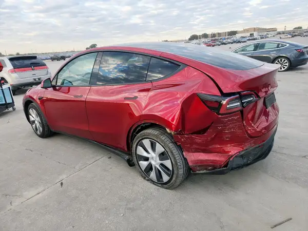 7SAYGDEE5RA276571 2024 TESLA MODEL Y - Image 2