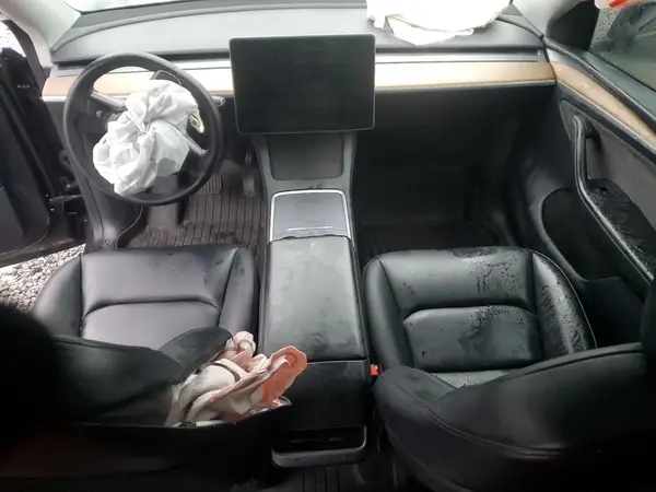 7SAYGDEE5RA279955 2024 TESLA MODEL Y - Image 8