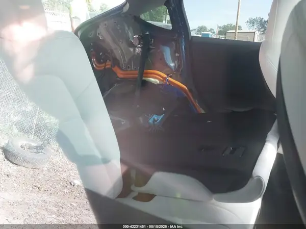 7SAYGDEE5RA285075 2024 TESLA MODEL Y - Image 8