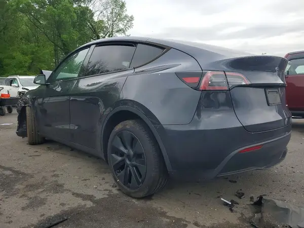 7SAYGDEE5RA292480 2024 TESLA MODEL Y - Image 2