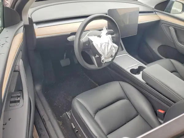 7SAYGDEE5RA292480 2024 TESLA MODEL Y - Image 8