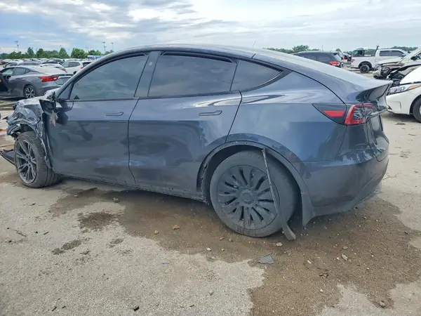 7SAYGDEE5RA295475 2024 TESLA MODEL Y - Image 2