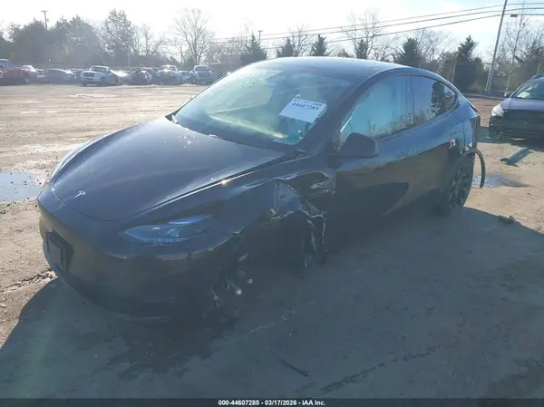 7SAYGDEE5RA311111 2024 TESLA MODEL Y - Image 2