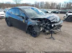 7SAYGDEE5RA317748 2024 TESLA MODEL Y