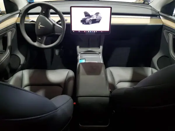 7SAYGDEE5RA329771 2024 TESLA MODEL Y - Image 8