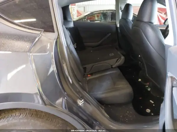 7SAYGDEE5RF003780 2024 TESLA MODEL Y - Image 8