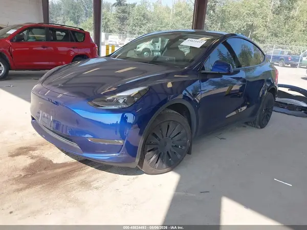 7SAYGDEE5RF007733 2024 TESLA MODEL Y - Image 2