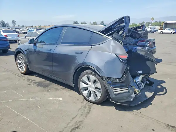 7SAYGDEE5RF031434 2024 TESLA MODEL Y - Image 2