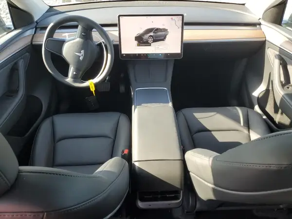 7SAYGDEE5RF032390 2024 TESLA MODEL Y - Image 8