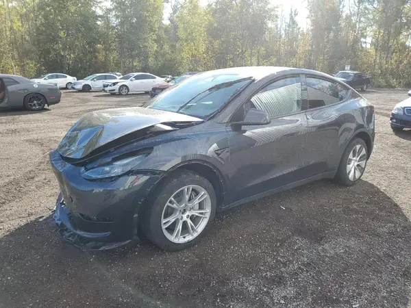 7SAYGDEE5RF055832 2024 TESLA MODEL Y - Image 1