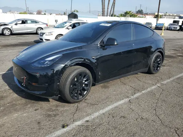 7SAYGDEE5RF060707 2024 TESLA MODEL Y - Image 1