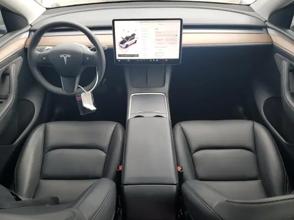 7SAYGDEE5RF079578 2024 TESLA MODEL Y - Image 8