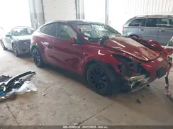7SAYGDEE5RF081217 2024 TESLA MODEL Y