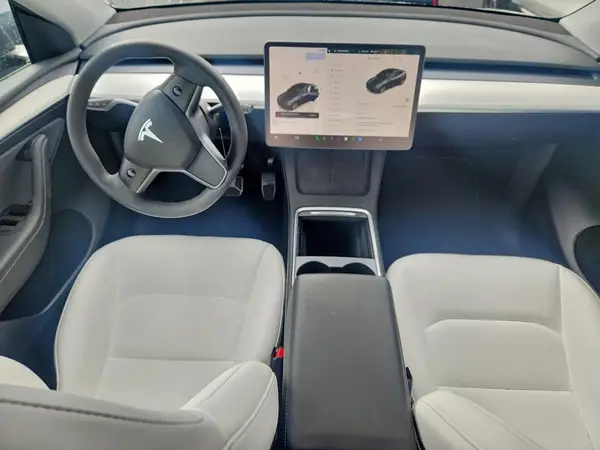 7SAYGDEE5RF088927 2024 TESLA MODEL Y - Image 8