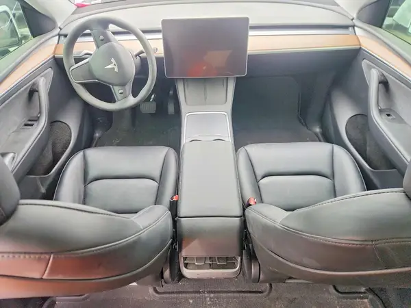 7SAYGDEE5RF091004 2024 TESLA MODEL Y - Image 8