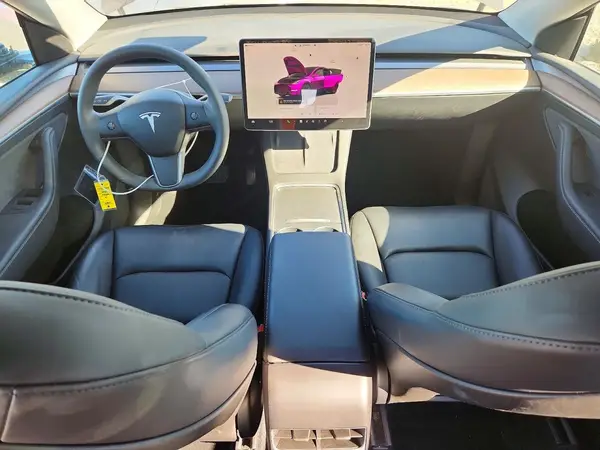 7SAYGDEE5RF118587 2024 TESLA MODEL Y - Image 8