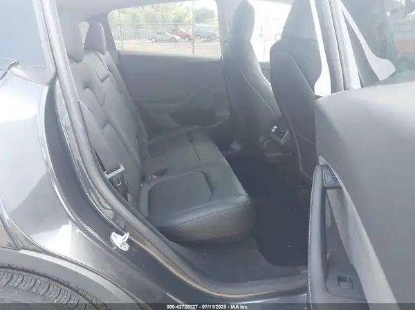 7SAYGDEE5RF128309 2024 TESLA MODEL Y - Image 8