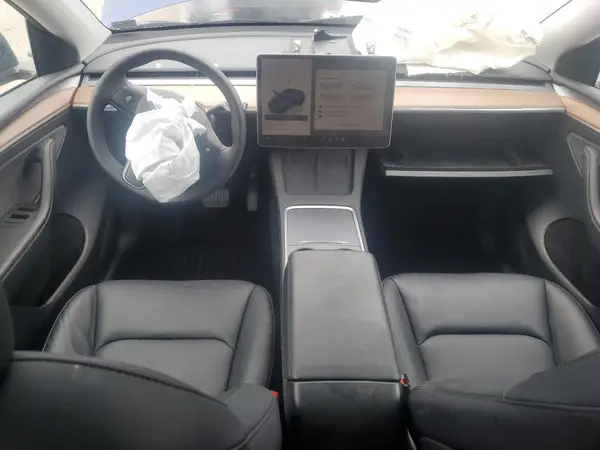 7SAYGDEE5RF154456 2024 TESLA MODEL Y - Image 8