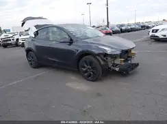 7SAYGDEE5RF155686 2024 TESLA MODEL Y