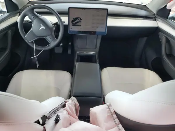7SAYGDEE5RF157017 2024 TESLA MODEL Y - Image 8
