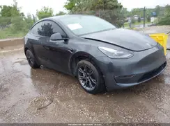 7SAYGDEE5RF161052 2024 TESLA MODEL Y
