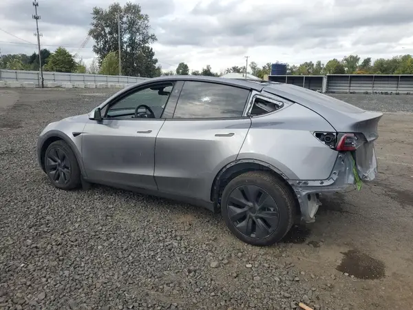7SAYGDEE5RF164453 2024 TESLA MODEL Y - Image 2