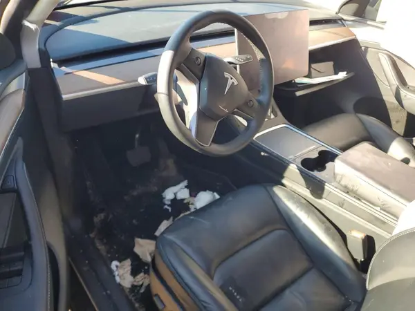 7SAYGDEE5RF165795 2024 TESLA MODEL Y - Image 8