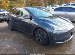 7SAYGDEE5RF190518 2024 TESLA MODEL Y