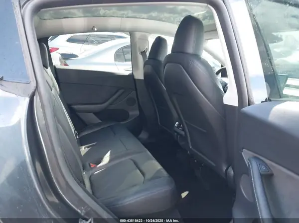 7SAYGDEE5RF190518 2024 TESLA MODEL Y - Image 8