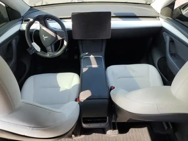 7SAYGDEE5RF986749 2024 TESLA MODEL Y - Image 8
