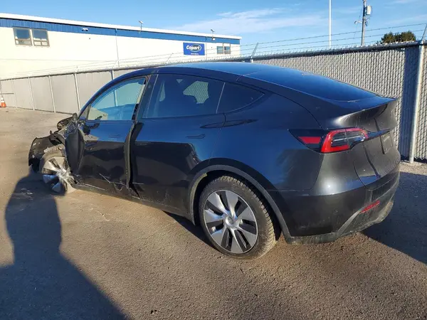 7SAYGDEE5RF989313 2024 TESLA MODEL Y - Image 2