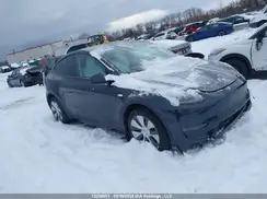 7SAYGDEE5RF990638 2024 TESLA MODEL Y