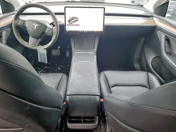 7SAYGDEE5RF992597 2024 TESLA MODEL Y - Image 8