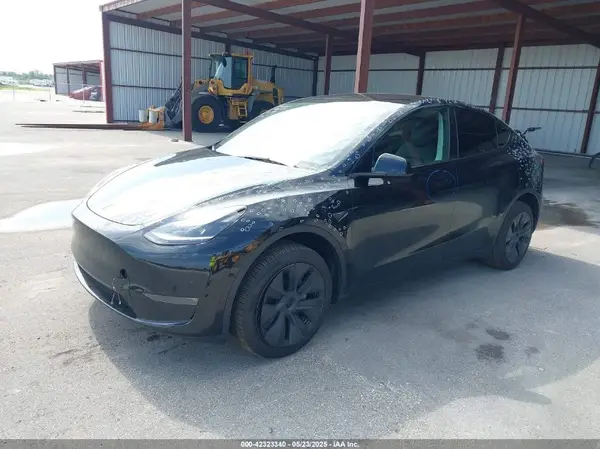 7SAYGDEE5SA339710 2025 TESLA MODEL Y - Image 2