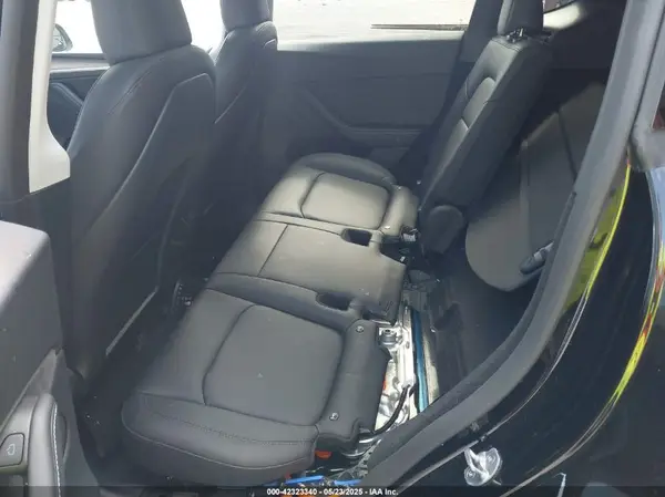 7SAYGDEE5SA339710 2025 TESLA MODEL Y - Image 8