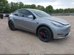 7SAYGDEE5SA350884 2025 TESLA MODEL Y