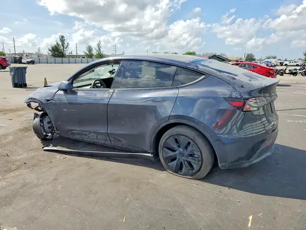 7SAYGDEE5SA360332 2025 TESLA MODEL Y - Image 2