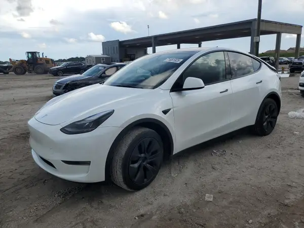 7SAYGDEE5SA365286 2025 TESLA MODEL Y - Image 1