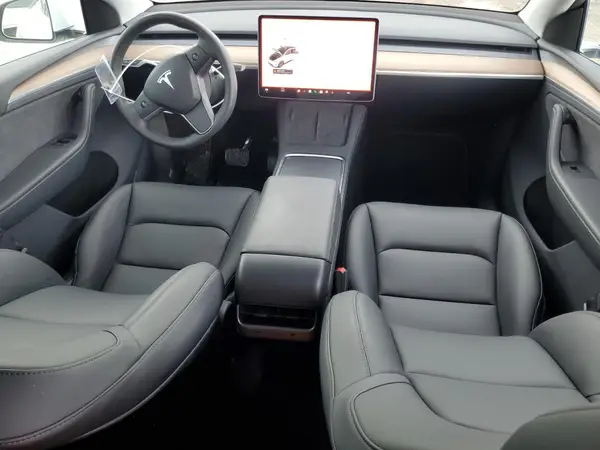 7SAYGDEE5SA365286 2025 TESLA MODEL Y - Image 8