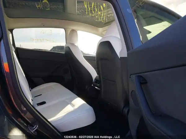 7SAYGDEE5SF240324 2025 TESLA MODEL Y - Image 8