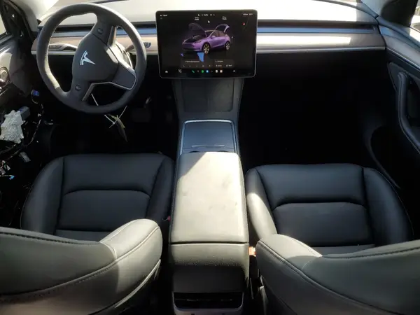 7SAYGDEE5SF242588 2025 TESLA MODEL Y - Image 8