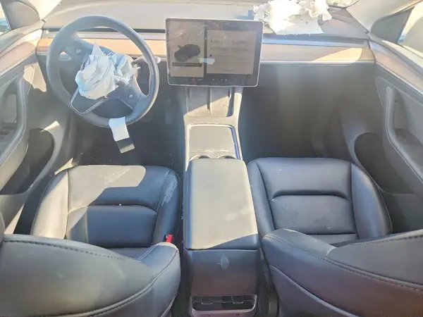 7SAYGDEE5SF247578 2025 TESLA MODEL Y - Image 8
