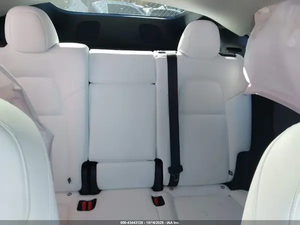 7SAYGDEE5SF249072 2025 TESLA MODEL Y - Image 8