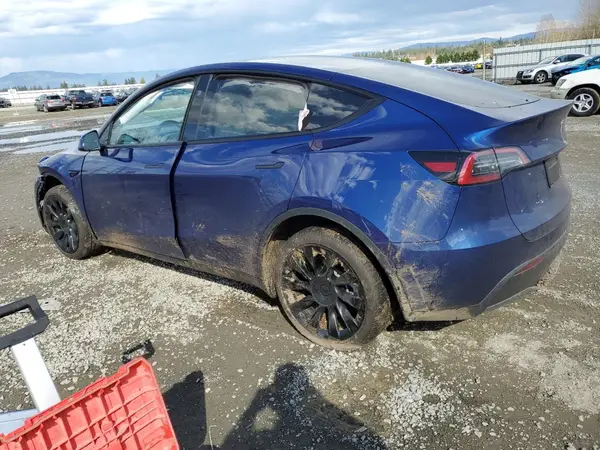 7SAYGDEE5SF249489 2025 TESLA MODEL Y - Image 2