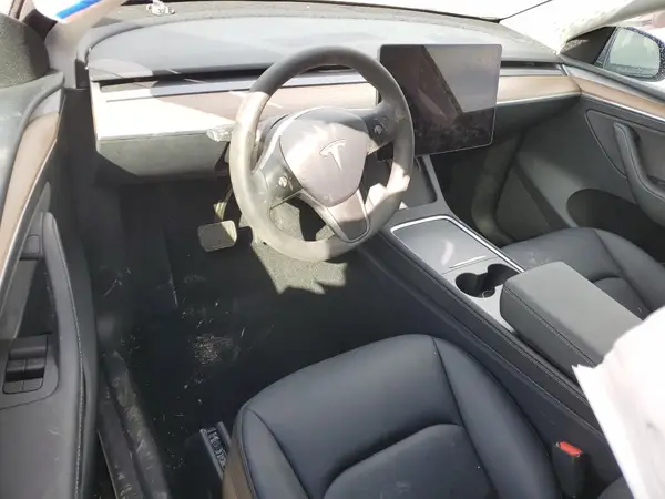 7SAYGDEE5SF249489 2025 TESLA MODEL Y - Image 8