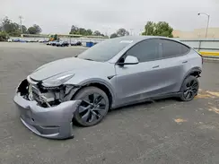 7SAYGDEE5SF275963 2025 TESLA MODEL Y
