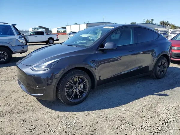 7SAYGDEE5SF281245 2025 TESLA MODEL Y - Image 1