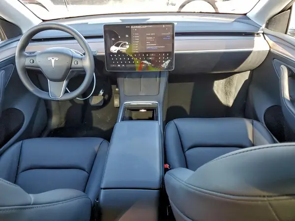 7SAYGDEE5SF281987 2025 TESLA MODEL Y - Image 8