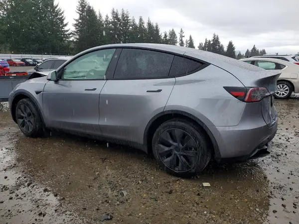 7SAYGDEE5SF282315 2025 TESLA MODEL Y - Image 2