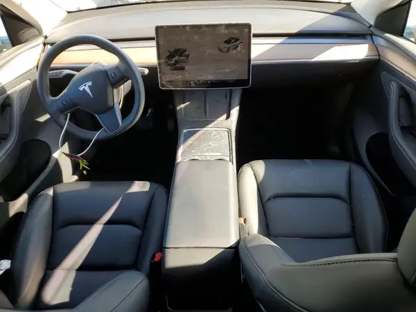 7SAYGDEE5SF282508 2025 TESLA MODEL Y - Image 8